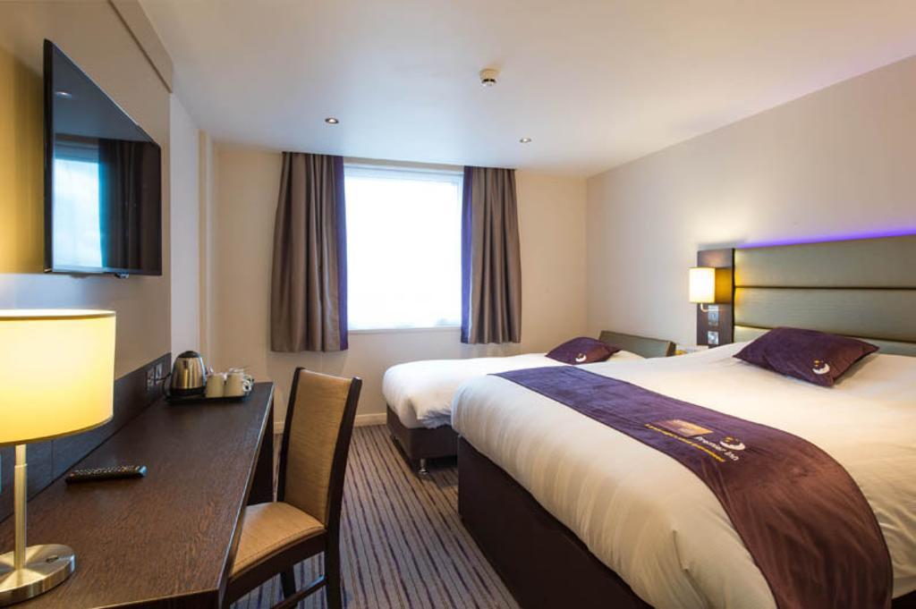 Premier Inn Merthyr Tydfil Exterior photo